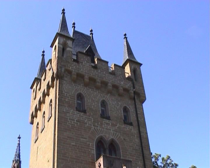 Turm ohne Weitwinkel