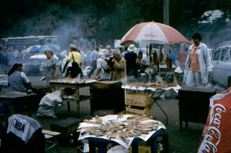 Fischmarkt am Ufer des Baikalsees